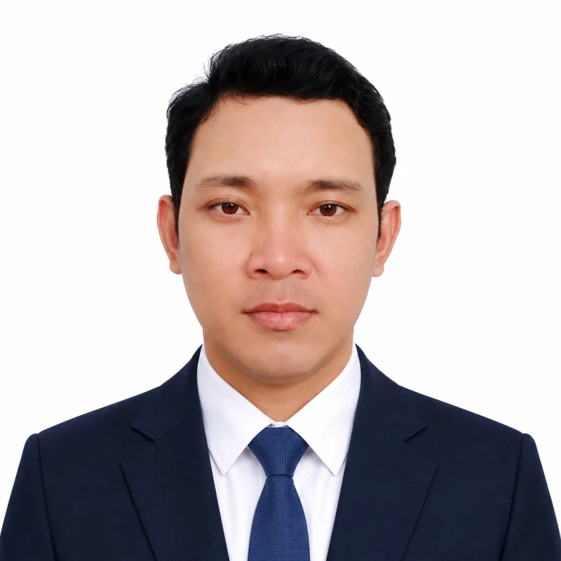 Ảnh chân dung Lê Tố Nguyên
