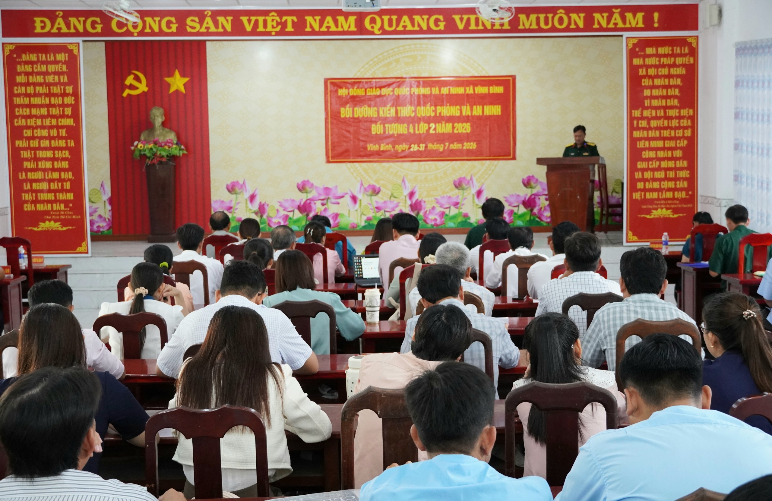 Khai giảng lớp bồi dưỡng kiến thức quốc phòng và an ninh đối tượng 4, lớp 2 năm 2026