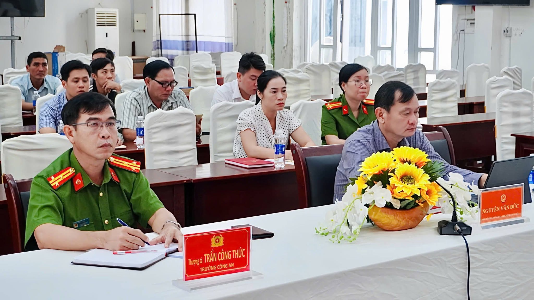 Vĩnh Bình dự hội nghị trực tuyến sơ kết công tác xây dựng phong trào “Toàn dân bảo vệ an ninh Tổ quốc” 6 tháng đầu năm 2026