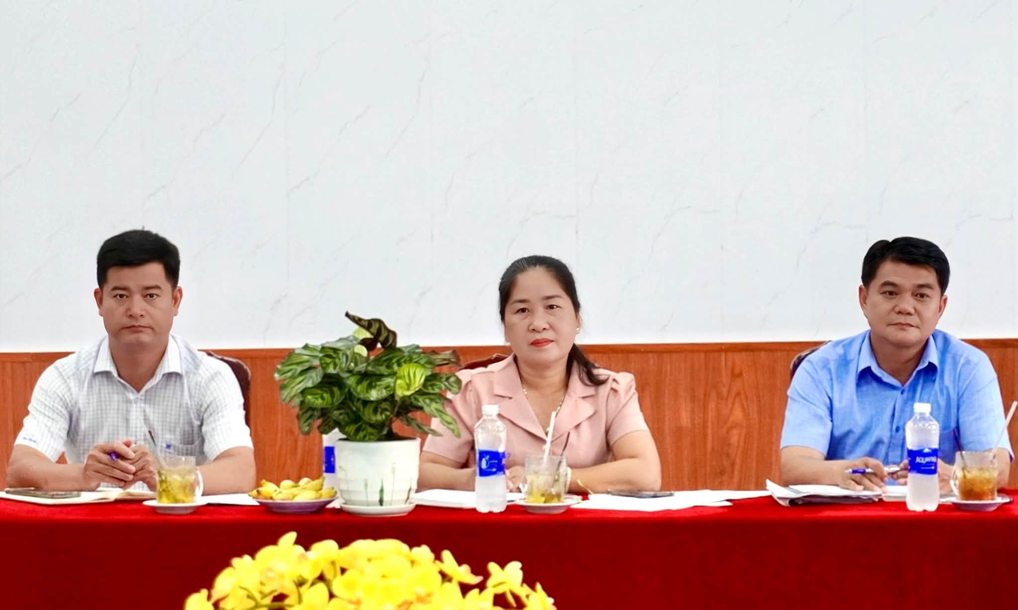 Vĩnh Bình nắm tình hình các trường sau khai giảng